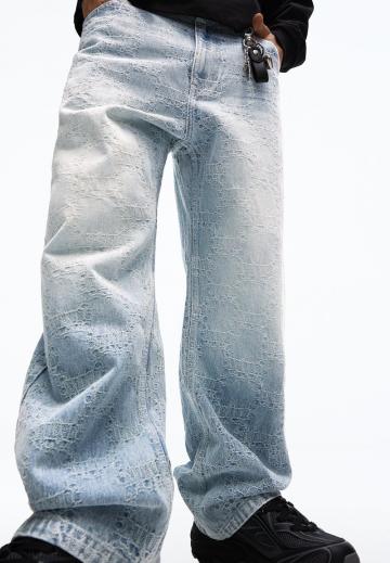 Прямые джинсы