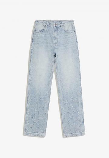 Прямые джинсы