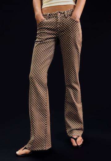 Клешеные брюки