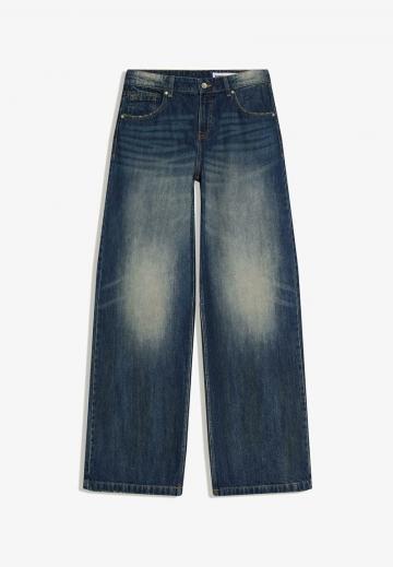 Свободные джинсы