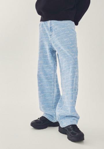 Прямые джинсы