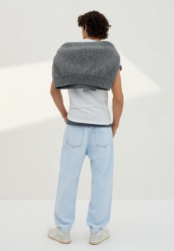 Прямые джинсы