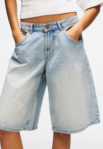 Джинсовые шорты