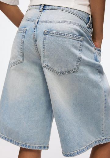 Джинсовые шорты