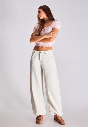 Прямые джинсы