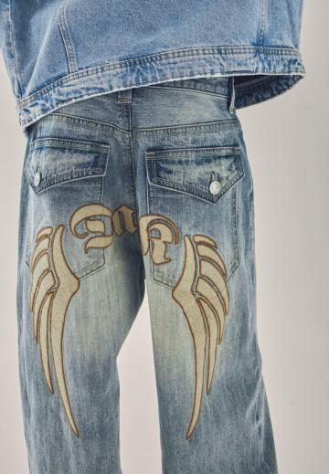 Прямые джинсы