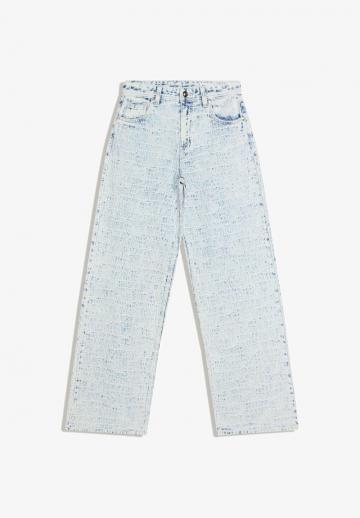 Свободные джинсы