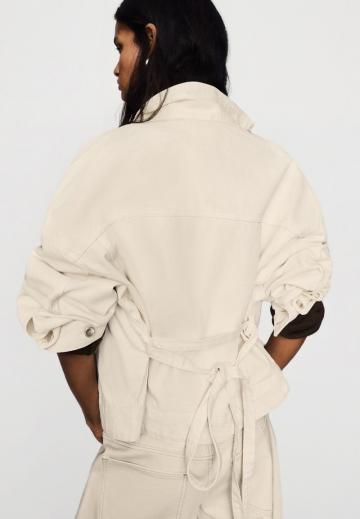 Джинсовая куртка