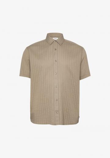 Рубашка с коротким рукавом