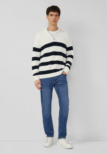 Узкие джинсы