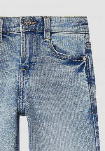 Джинсы