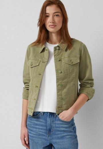 Куртка с накладнымит карманами