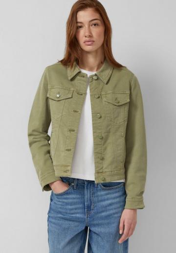 Куртка с накладнымит карманами