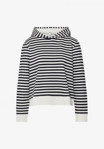 Пуловер с капюшоном