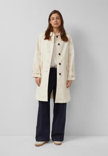 Короткое пальто