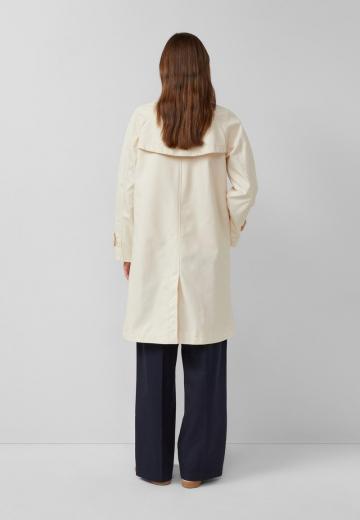 Короткое пальто