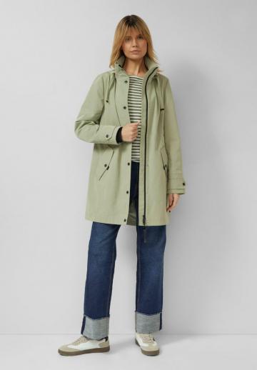 Короткое пальто