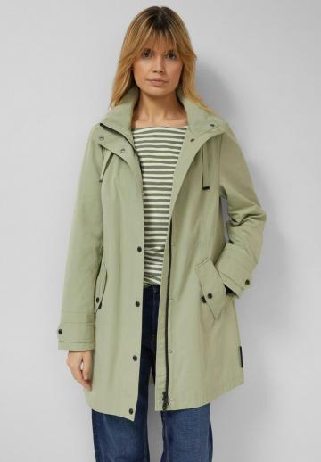 Короткое пальто