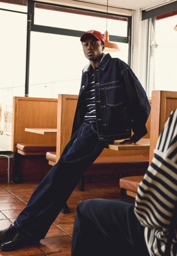 Джинсовая куртка