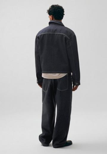 Джинсовая куртка