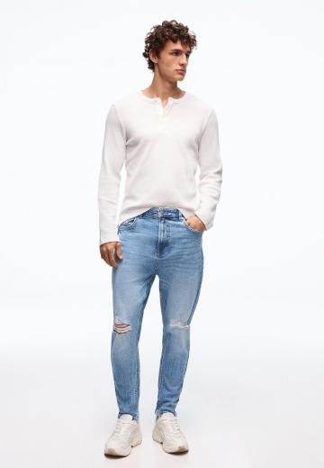 Узкие джинсы