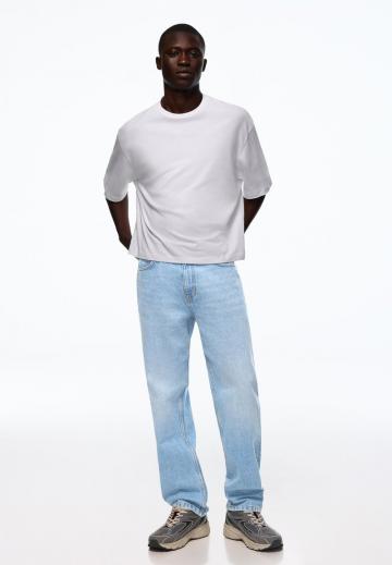 Прямые джинсы