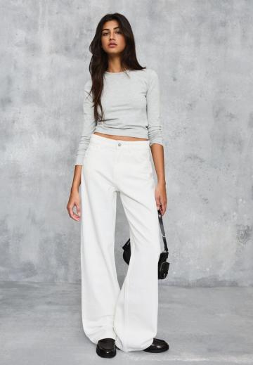 Прямые джинсы