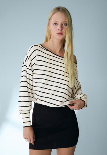 Вязаное платье