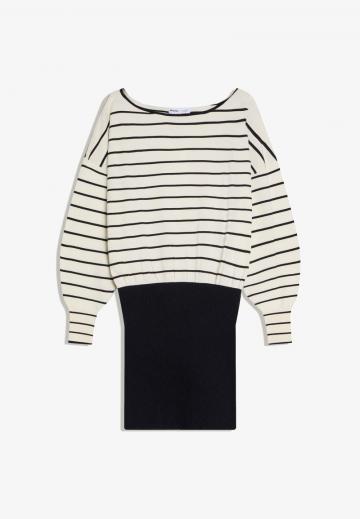 Вязаное платье