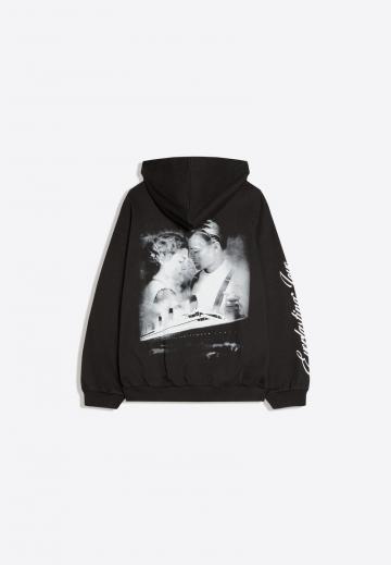 Пуловер с капюшоном