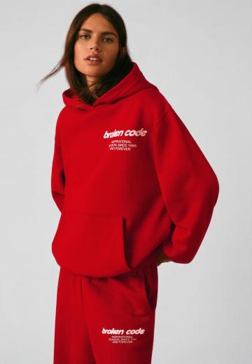 Пуловер с капюшоном