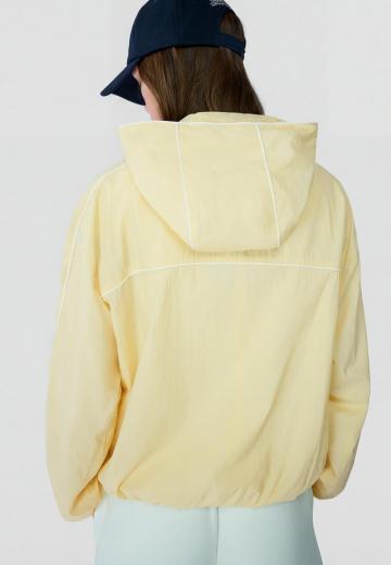 Спортивная куртка