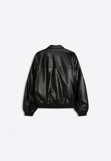 Куртка бомбер