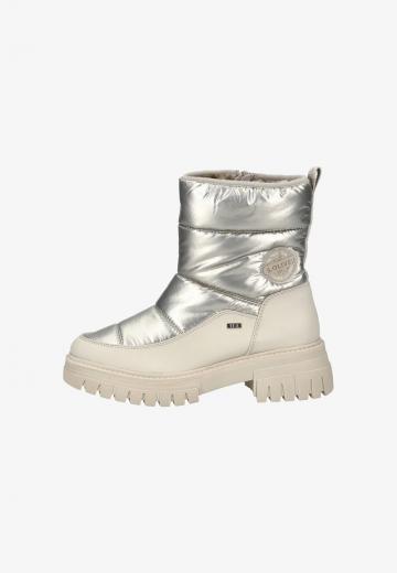 Зимние ботинки