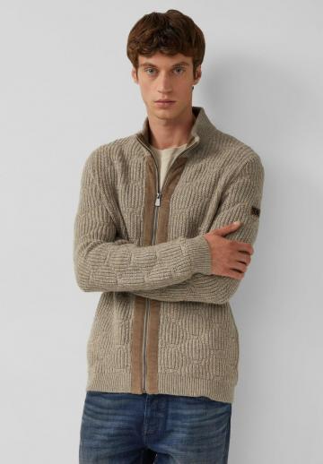 Вязаная кофта