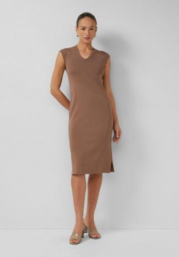 Платье футляр