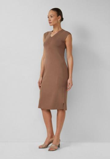 Платье футляр