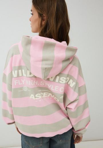 Пуловер с капюшоном