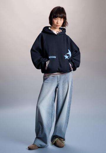 Пуловер с капюшоном