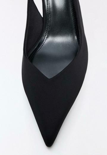 Туфли на высоком каблуке