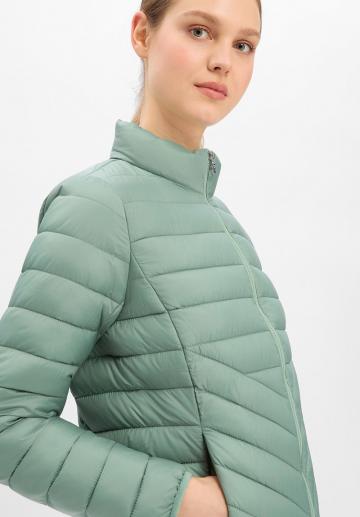 Зимняя куртка