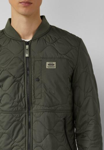 Зимняя куртка