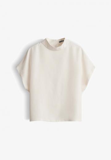 Атласная блузка