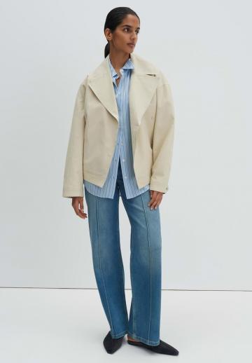 Клешеные джинсы