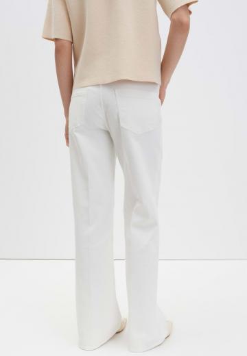 Клешеные джинсы