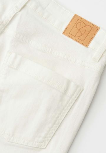 Свободные джинсы