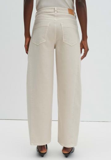 Свободные джинсы