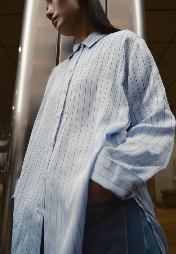 Атласная блузка