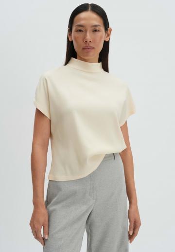 Атласная блузка