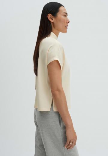 Атласная блузка